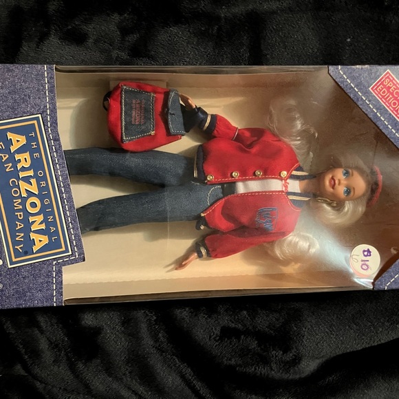 Barbies - Picture 6 of 16